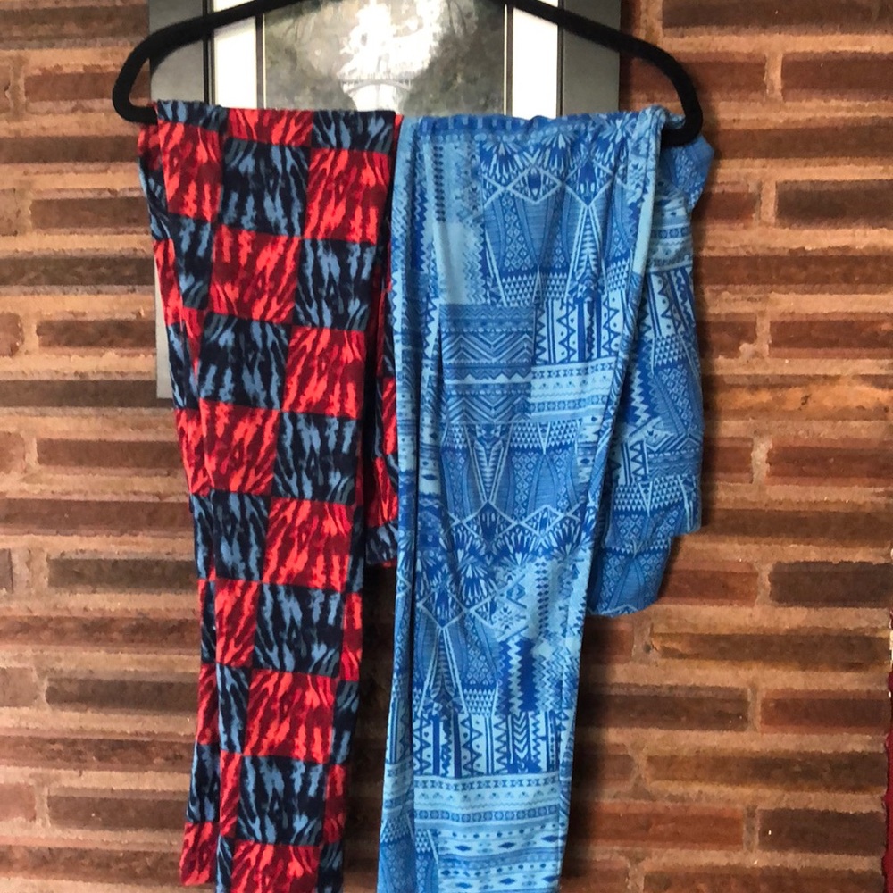 Tc leggings. 2 pairs included.